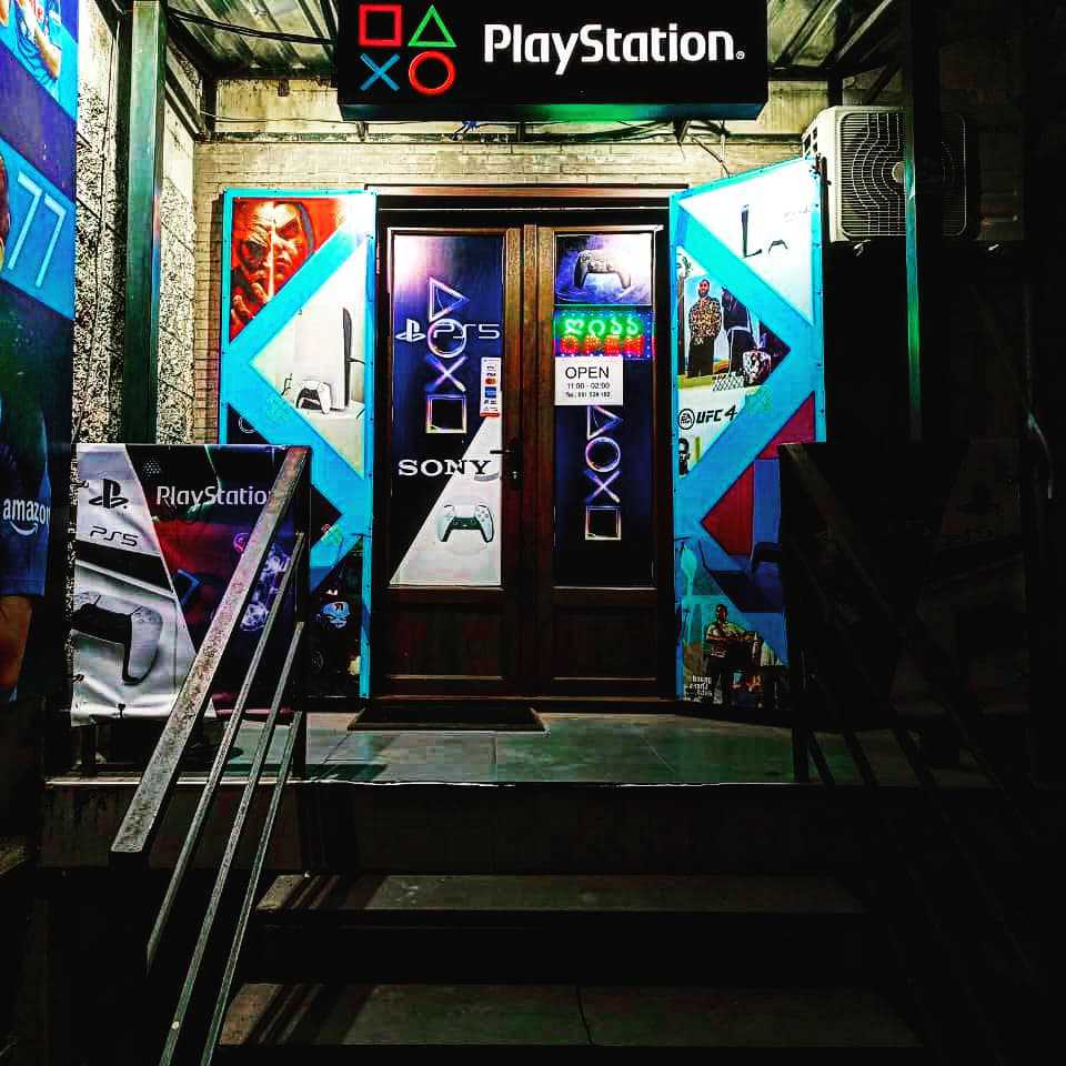 Playstation Lounge - Game Room - SpotGeorgia.com